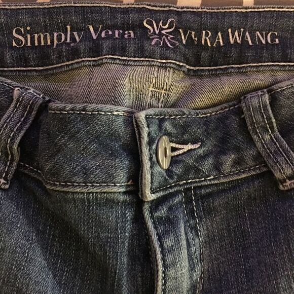 Simply Vera Wang Distressed Hem above ankle Jeans - Picture 5 of 6